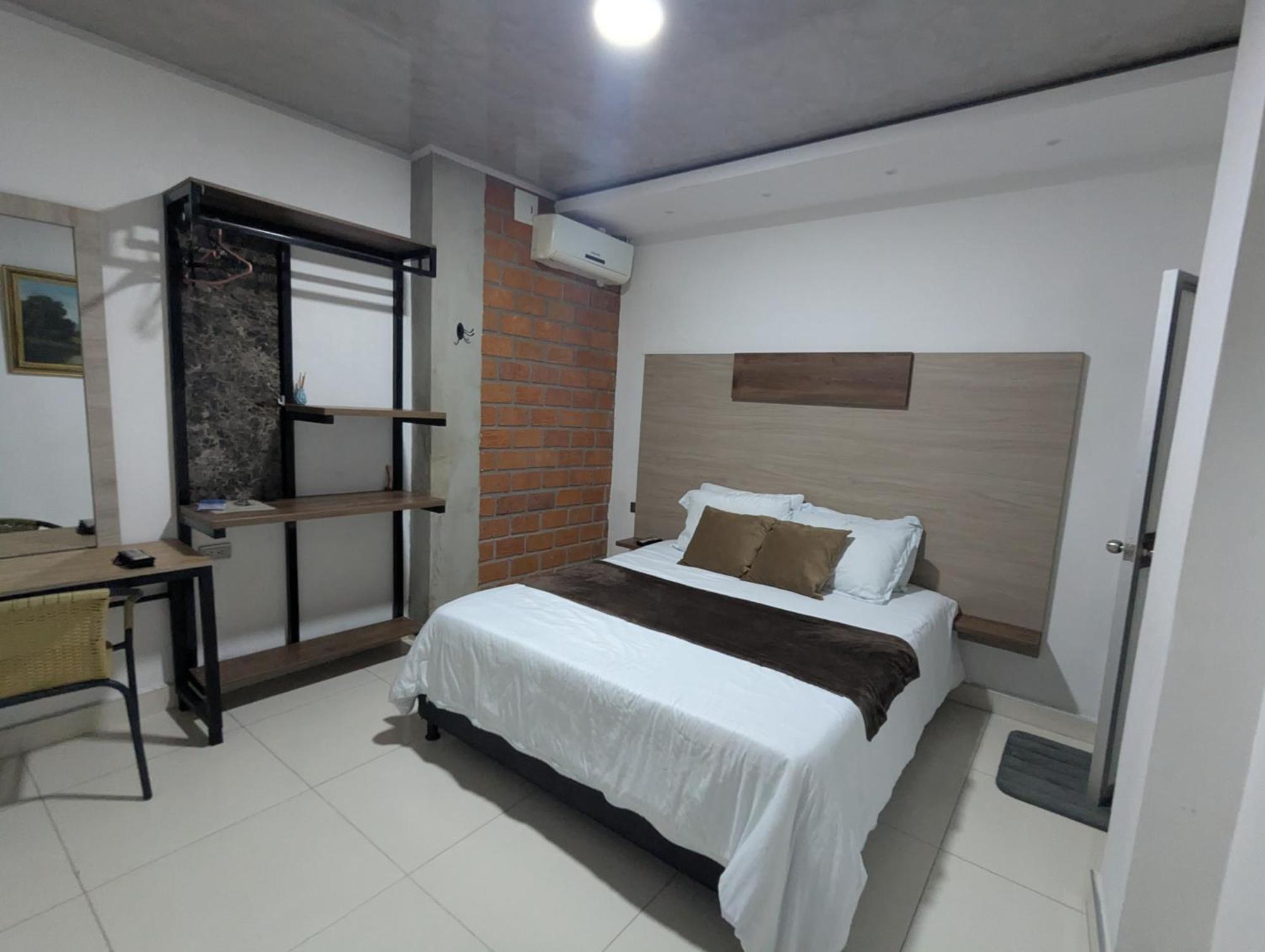 Hotel Light Plaza อากัวชิกา ภายนอก รูปภาพ
